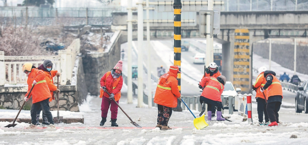 多地启动冬季防寒工作，确保市民生活无忧