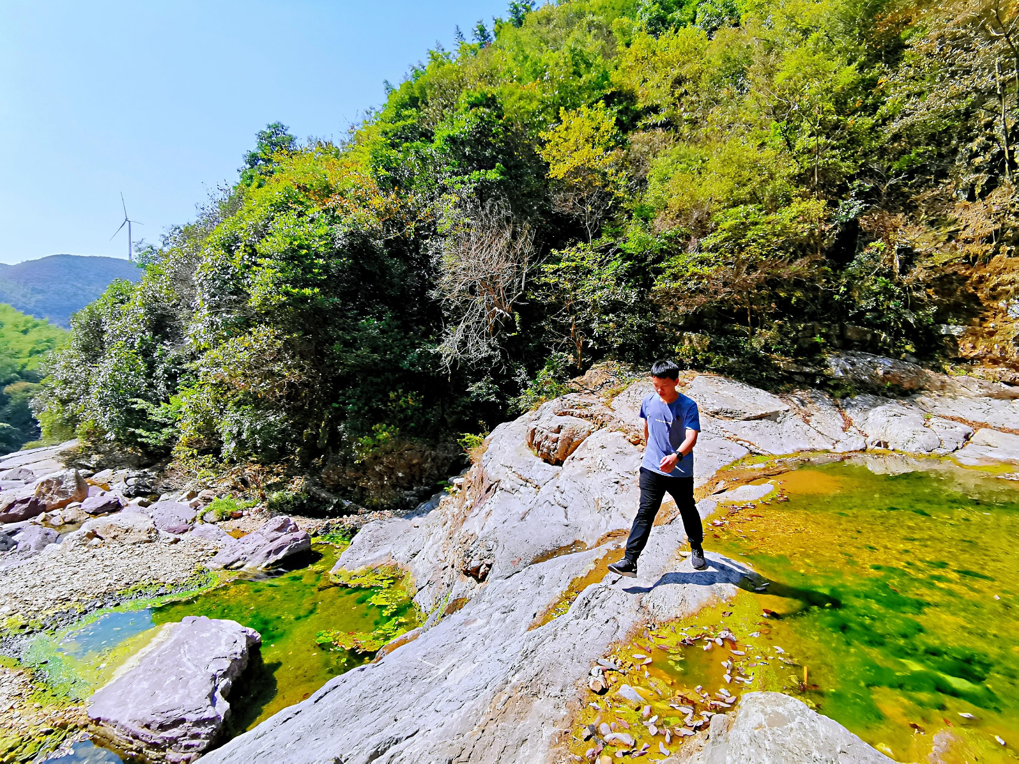 高山湖泊背后的神秘故事探秘