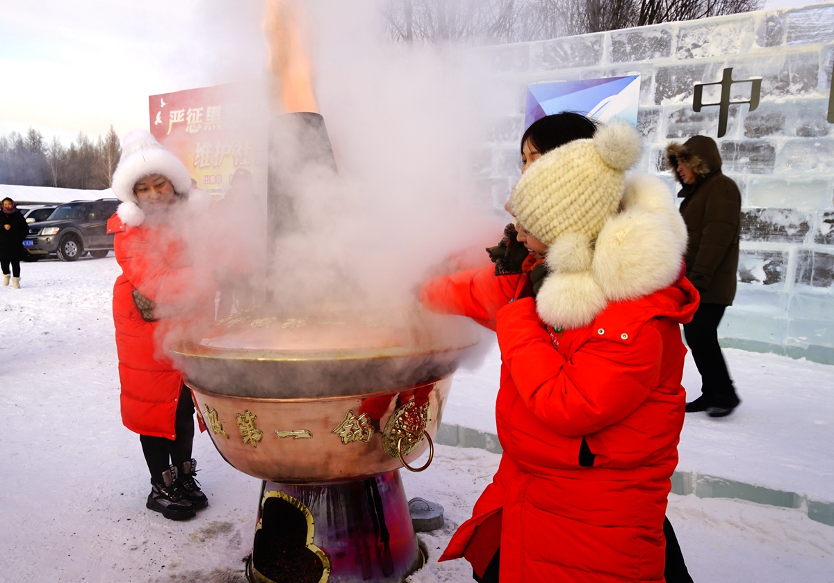 冰雪世界中的美食温暖探访记