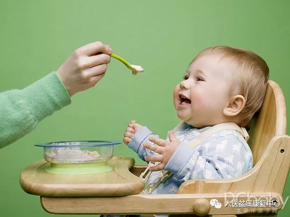 旅行时如何预防食物过敏反应？