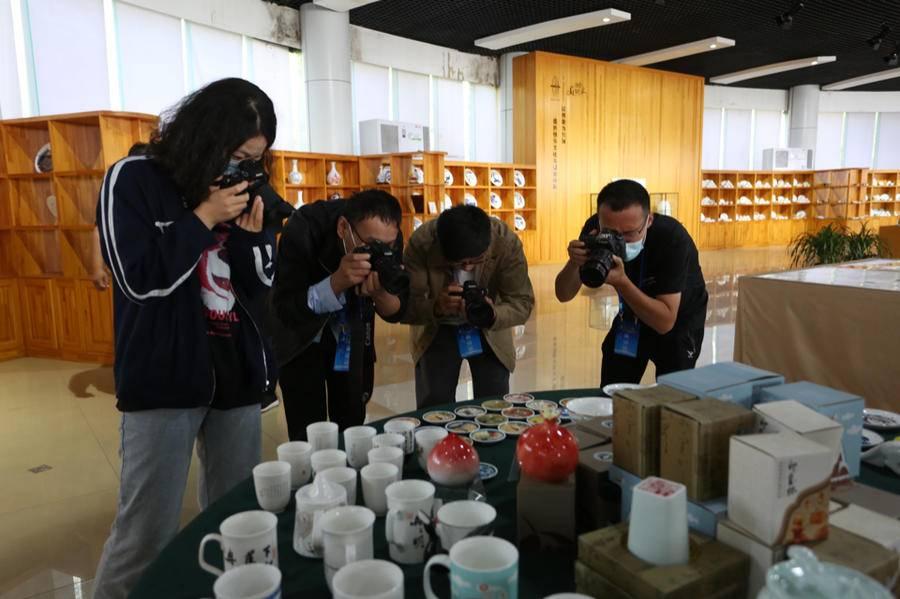 网络平台推动文化产业创新与传播的力量探究