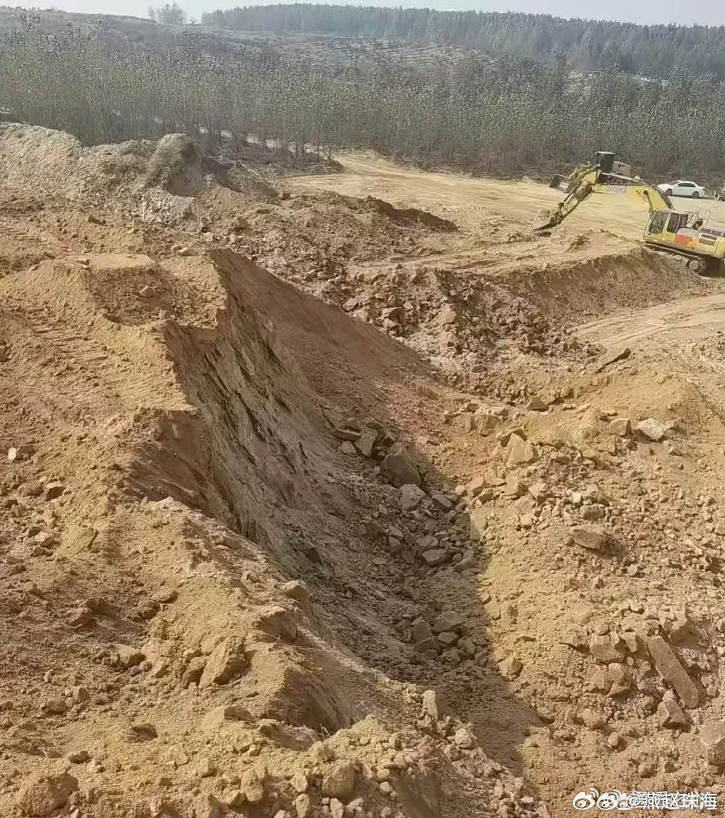 山东通报土地遭非法取土事件，背后的真相与应对之道揭秘